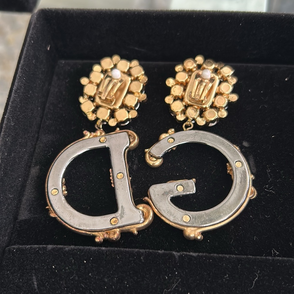 Dolce & Gabbana earrings - Picture 3 of 6